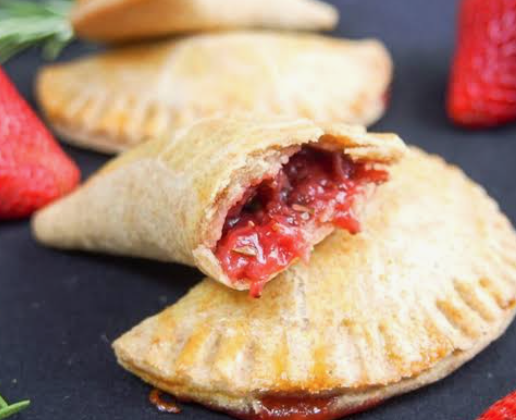 Two Mixed Berry Empanadas, Dos empanadas de frutos rojos mixtos
