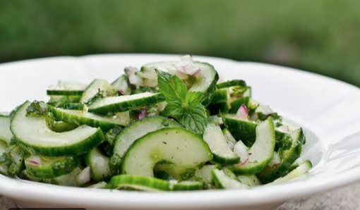 Spiced Cucumber Mint Salad, Ensalada de pepino con menta y especias
