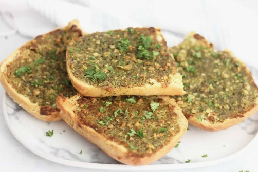Pesto Garlic Bread, Pan de Ajo con Pesto